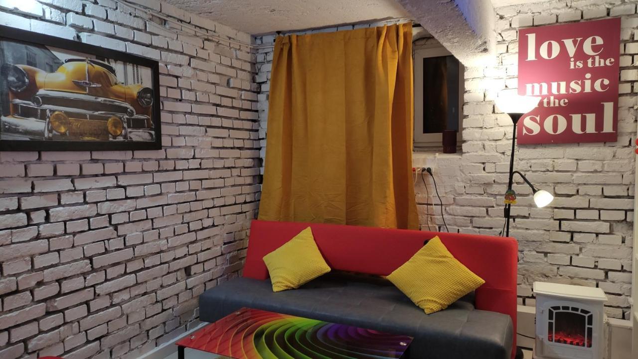 Cosy Dungeon Double Room With Ac Krakow Bagian luar foto